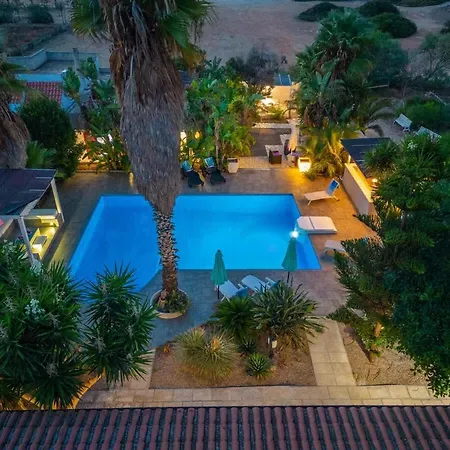Seaside Modern For 8 Villa Gallipolli
