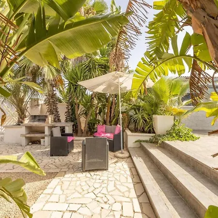Seaside Modern For 8 Villa *