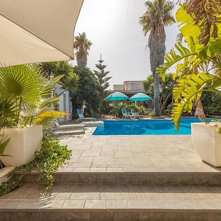 Villa Seaside Modern For 8 *