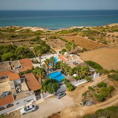 Seaside Modern For 8 Villa